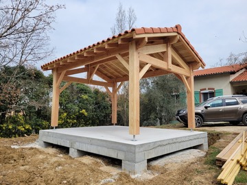 Construction d'un kiosque de jardin en bois à Lavaur